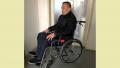 13年冤狱 法轮功学员刘宏伟坐着轮椅出狱