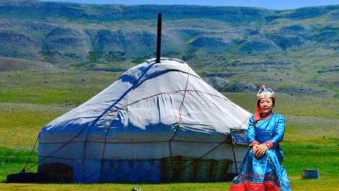 9月5日，曾在内蒙古当过知青的红二代发出公开信声援蒙古族人，其中包括习近平发小、红二代马晓力。（合成图片）