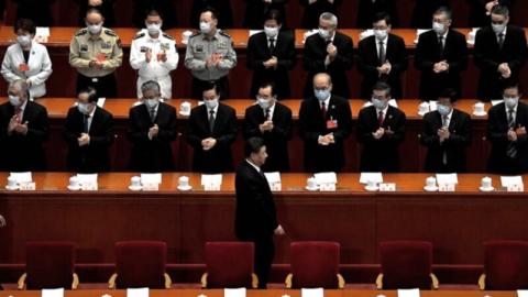 胡锡进意外说漏嘴，披露有许多共产党员想要移民，这下幻想破灭，只能留在中国。（NOEL CELIS/AFP via Getty Images）