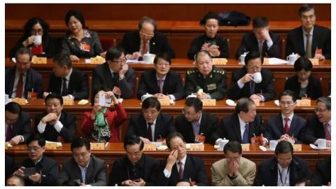 中共官员（示意图 图片来源: Feng Li/Getty Images）