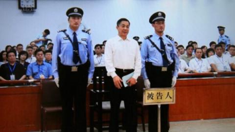 薄熙来2013年8月受审。（Feng Li/Getty Images)