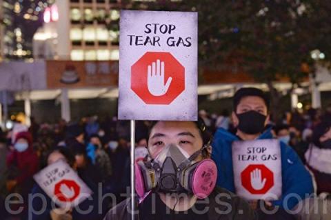 港警半年发1.6万枚催泪弹 港民谈恐怖经历