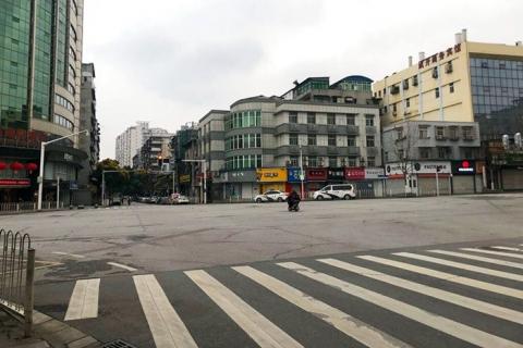 武汉封城后空荡的街道（图片：AP）