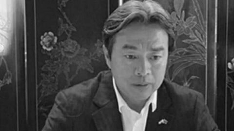 中共驻以色列大使杜伟5月17日被发现猝死在特拉维夫市海尔兹利亚（Herzliya）的官邸中。（视频截图）