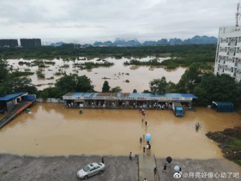 雁山大学城快递区。（微博图片）