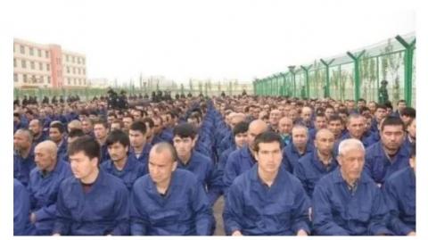 中共在新疆建立的“再教育营”曾关押百万以上的维吾尔人和突厥语民族。（图片来源：新疆集中营推特）