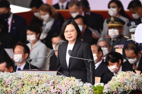 2020年10月10日在总统府前广场举行，蔡英文致词。(SAM YEH/Getty Images)