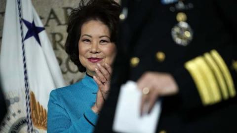 图为美国交通部长赵小兰（Elaine Chao）。(Alex Wong/Getty Images)
