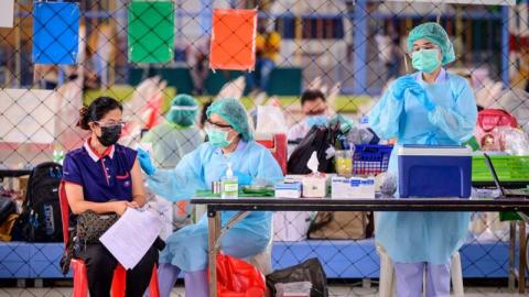中国逾2亿疫苗接种“零死亡”？知情者揭内幕